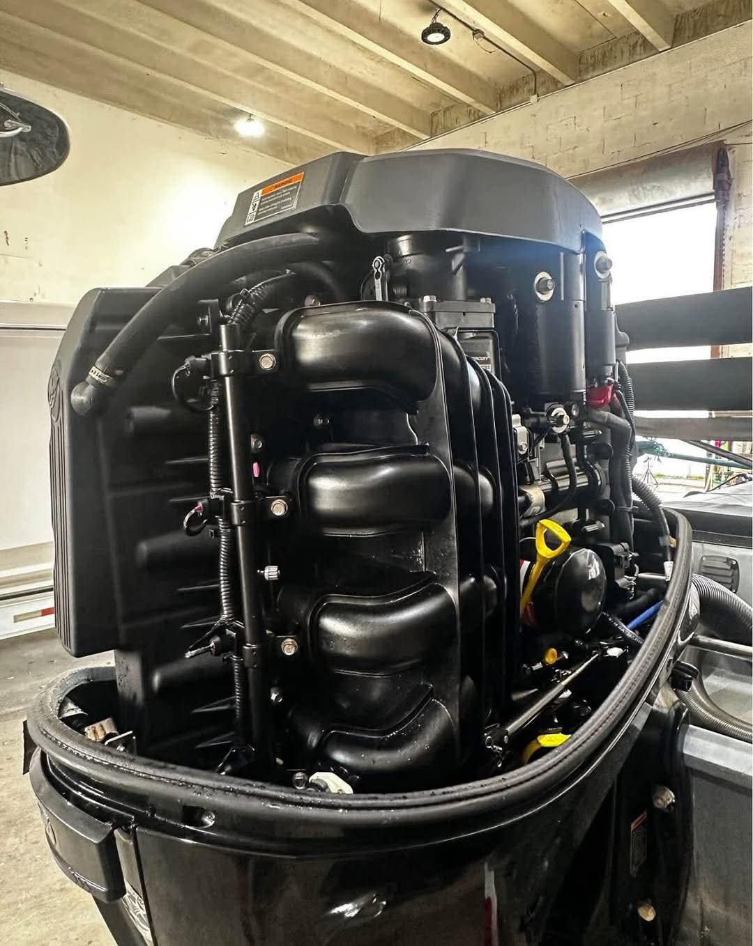 Twin Mercury 150 HP Outboards - Image 7