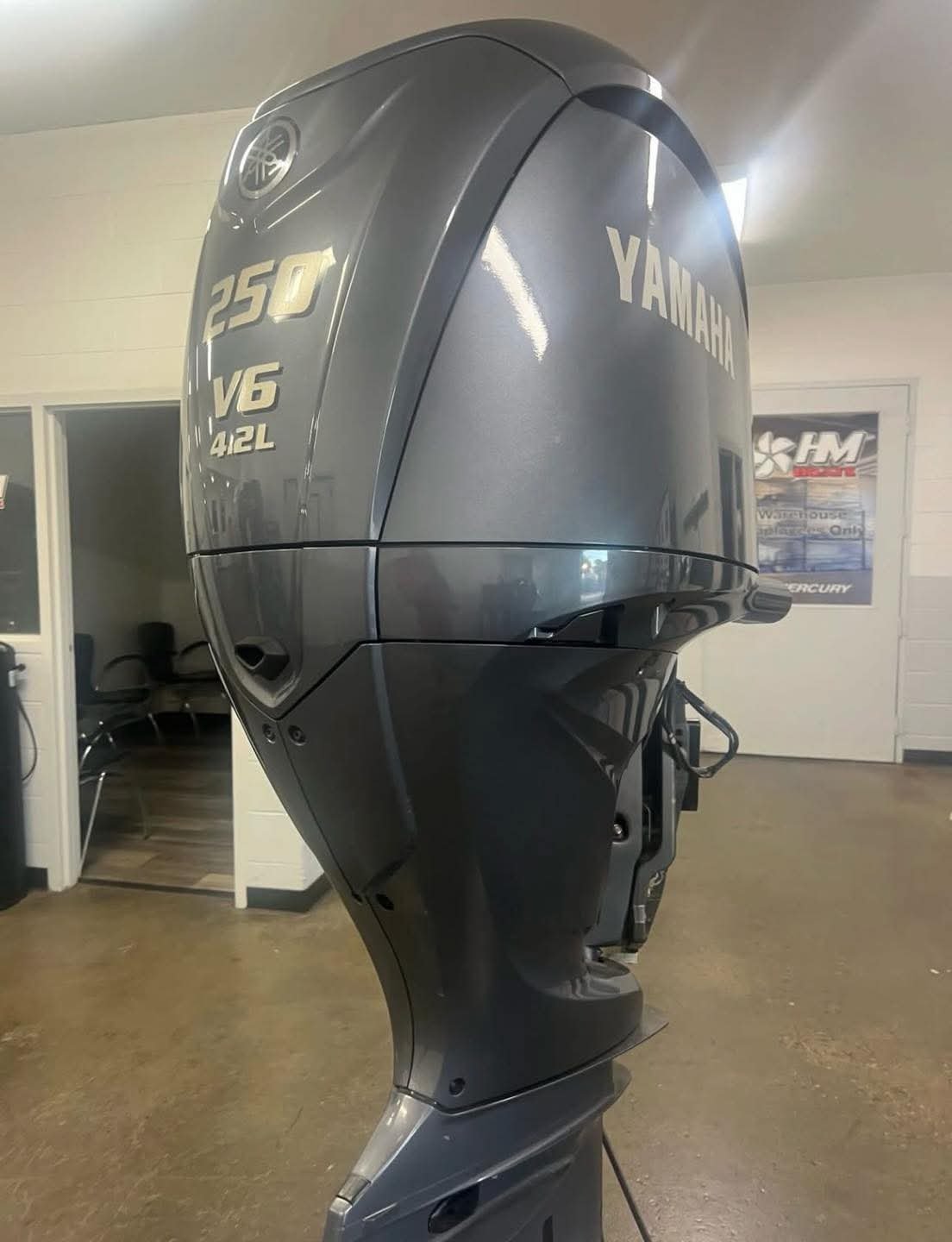 Yamaha F250 V6 4.2L FourStroke Outboard - Image 4