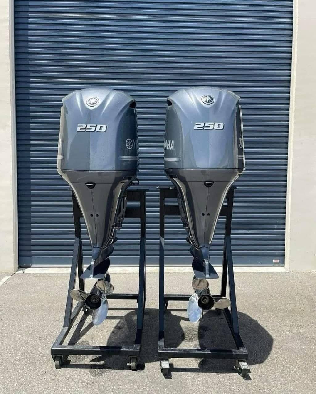 2022 Yamaha F250 4.2L V6 250 HP outboard - Image 4