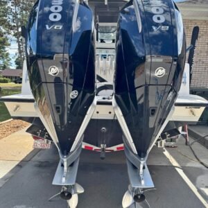 Alternative view of 2025 Twin Mercury V-8 Verado 300 HP